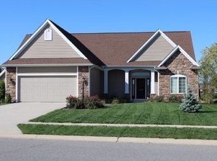 1712 Cypress Spring Dr, Fort Wayne, IN 46814