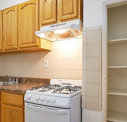 1st image of 676 Lincoln Pl APT 12
