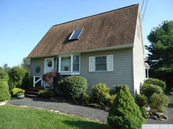 671 Irving Rd, Greenville, NY 12083