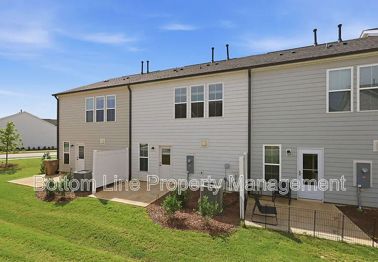 460 Glen Clova Dr — Photo 49