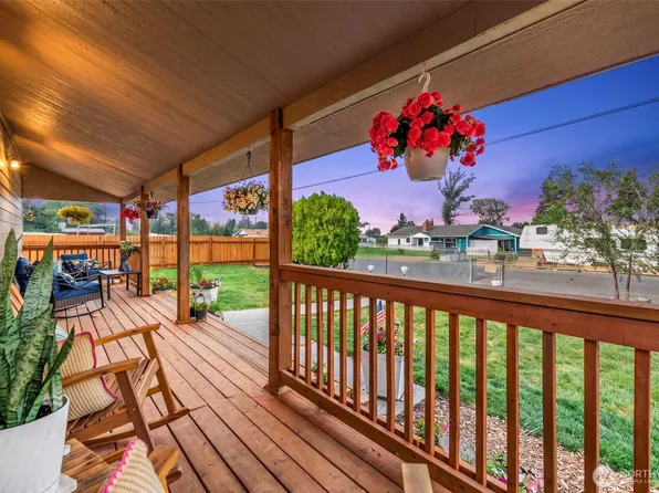 19412 Adams St NW, Soap Lake, WA 98851