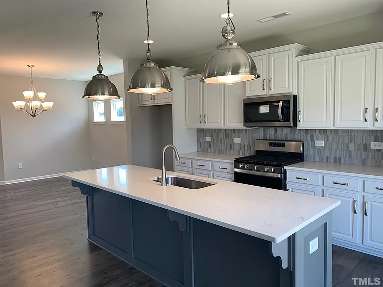7104 Commodity Ct — Photo 13