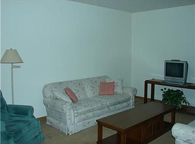 2nd image of 600 Dorothy Moore Ave Unit 6