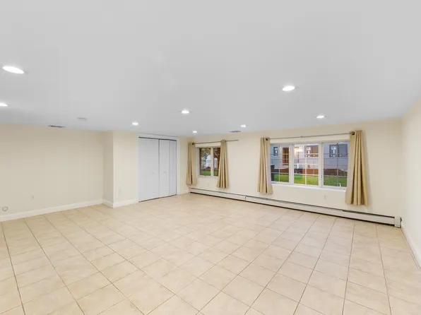 333 Lincoln Avenue image 32 of 37