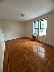 11 Hillside Avenue