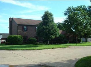 2945 Cypress Ct, Evansville, IN 47711
