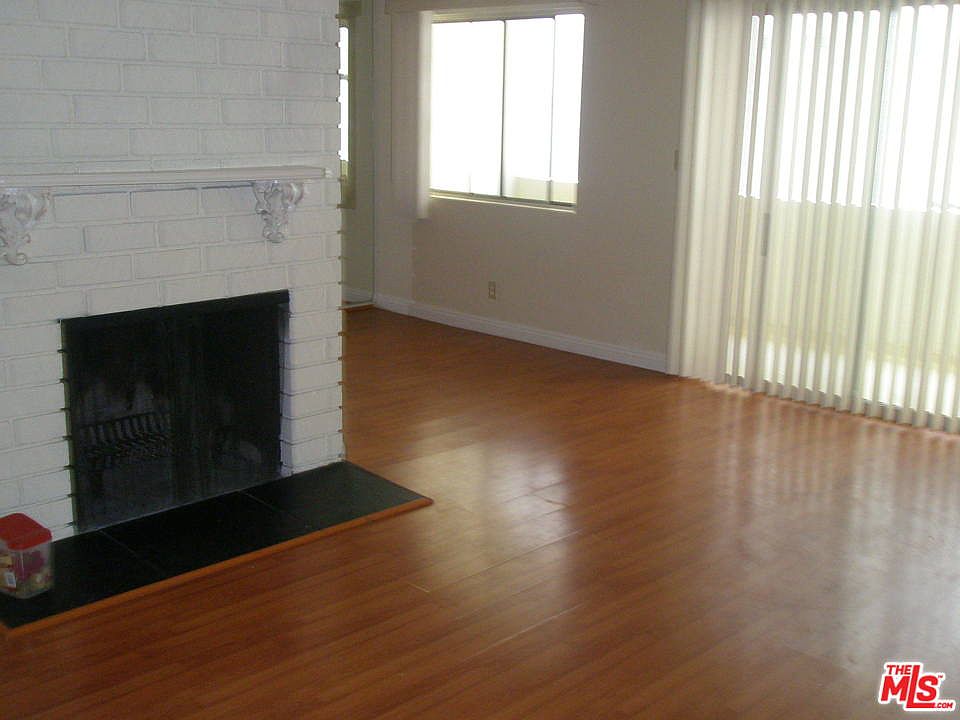 1st image of 1166 Amherst Ave APT 7
