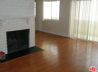 1166 Amherst Ave APT 7, Los Angeles, CA 90049