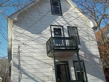 2nd image of 589 E 101st St