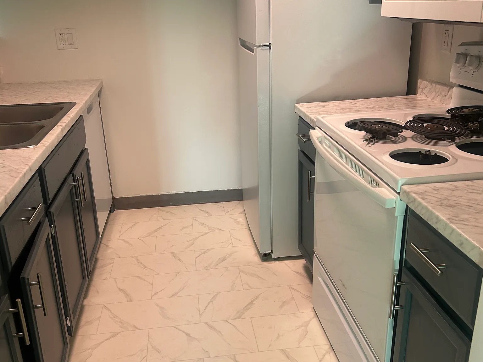 628 Whites Rd — Photo 2