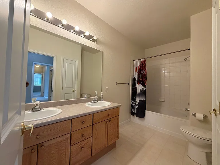 8456 S Hoyt Way #308 — Photo 9