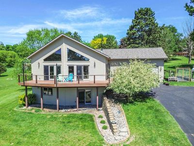 E2392 Black Forest Dr, La Valle, WI, 53941
