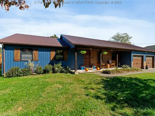 10454 Winfield Rd, Winfield, WV 25213