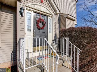 503 Black Walnut Dr, Phoenixville, PA 19460