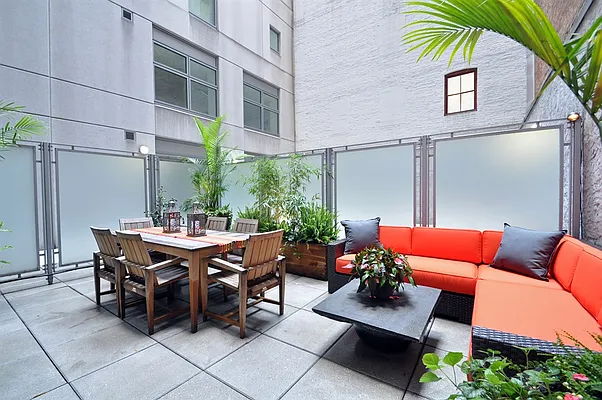 Sold by Corcoran | media 23