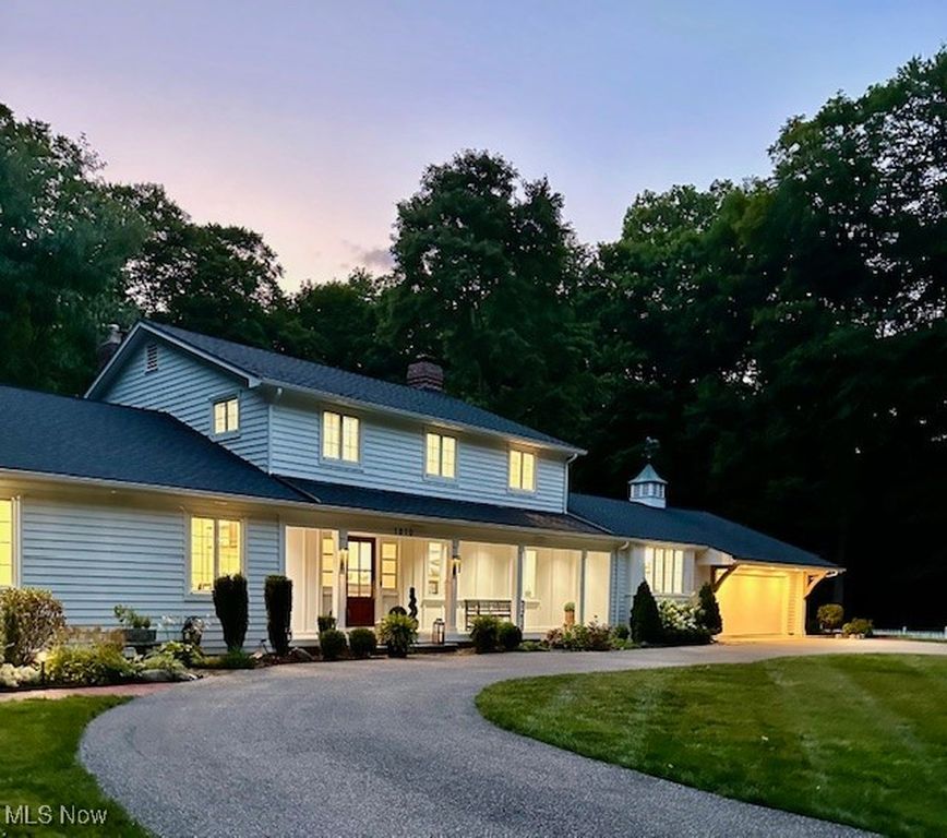 Real estate listing image