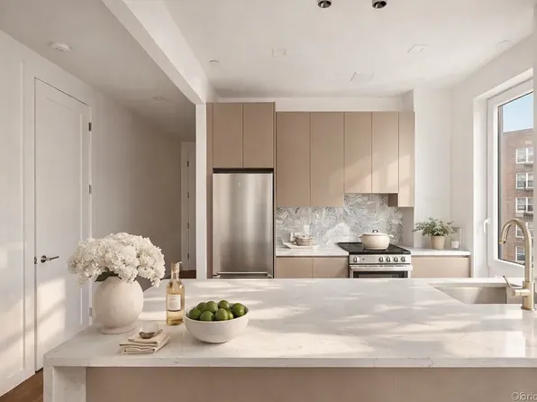 138-25 Barclay Avenue image 1 of 15