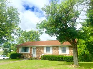 504 Pleasant View Dr, Aurora, IN 47001