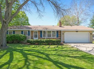 309 N Miller St, Paw Paw, MI 49079