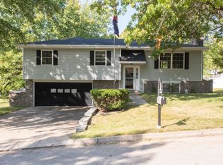 124 Bourbon St, Jefferson City, MO 65109