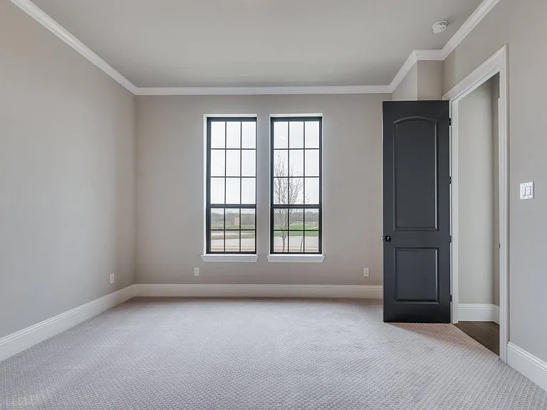 1317 Black Walnut Ln — Photo 13