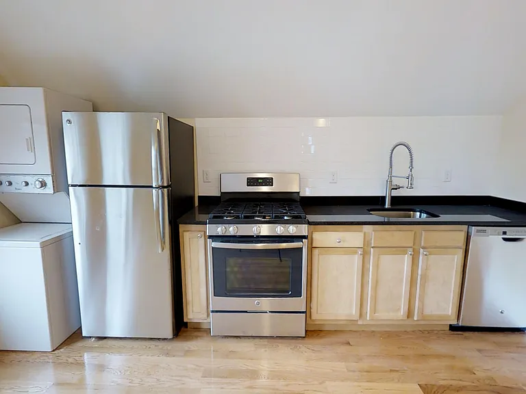 50 Lowell St #3 — Photo 1