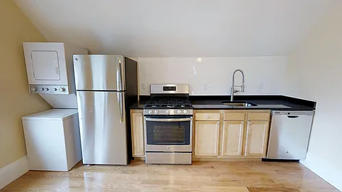 50 Lowell St Photo 1