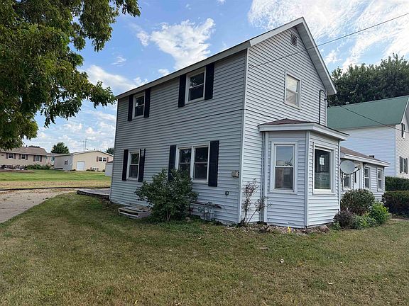 2nd image of 413 Elizabeth St