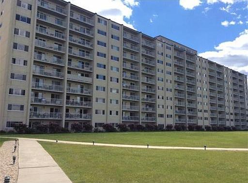 2nd image of 100 Cove Way Unit 101A