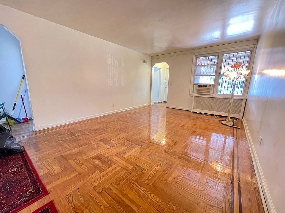 1st image of 921 Duncan St Floor 2