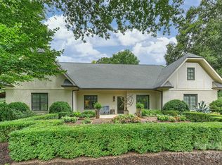 4532 Longwood Dr, Charlotte, NC 28209