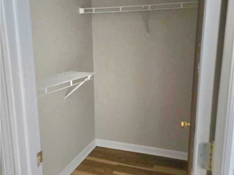 108 Laura Ln — Photo 16