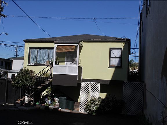 3rd image of 4541 Artesia Blvd