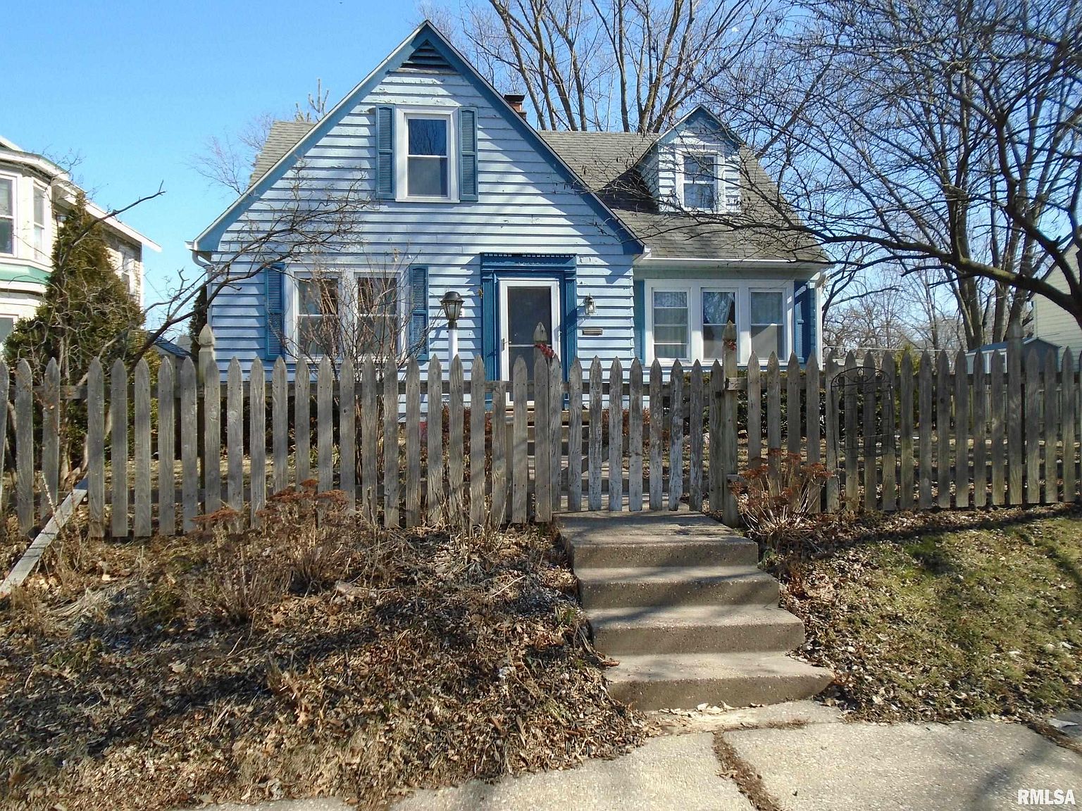1705 Grand Ave, Davenport, IA 52803 Zillow