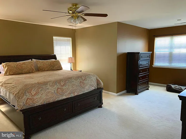 17090 Anns Brook Ct — Photo 19