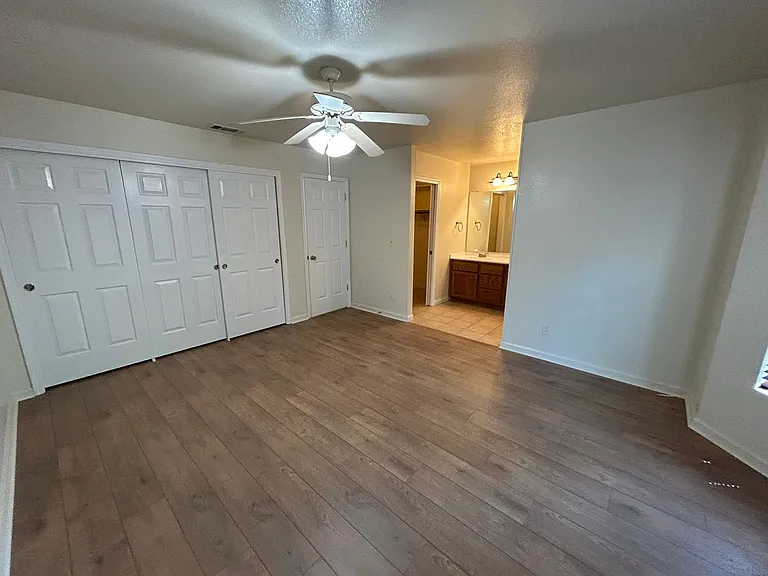 3190 Driftstone Dr — Photo 16