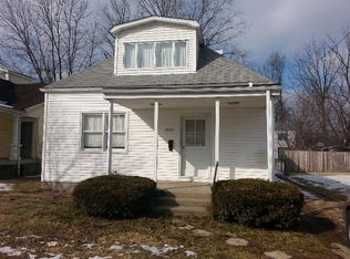 1037 Lynnhurst Ave, Louisville, KY 40215