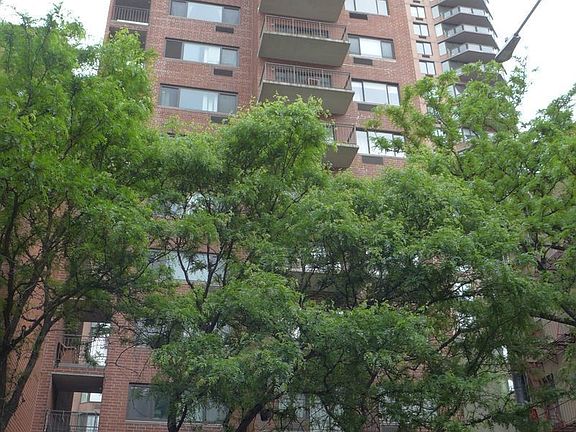 5th image of 353 E 78th St APT 4B