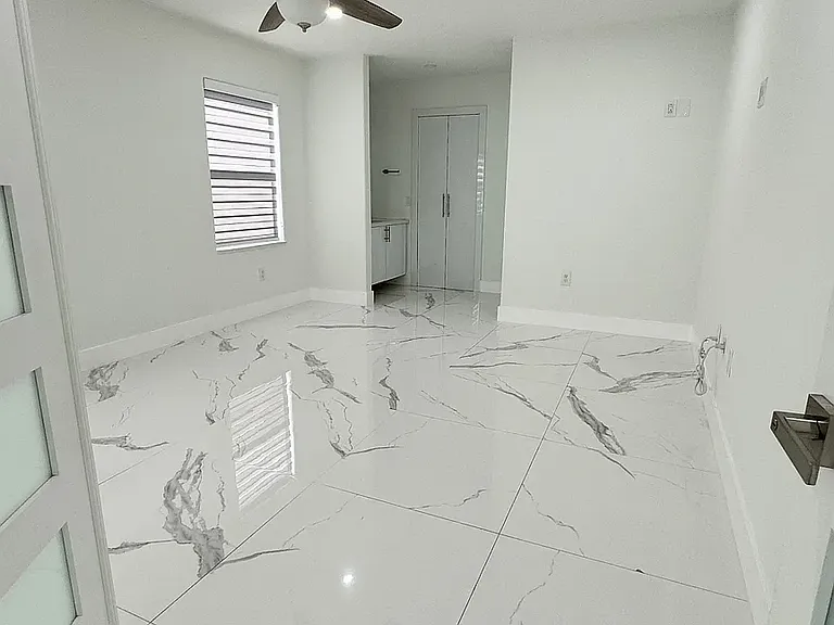 14854 SW 173rd Ter — Photo 1