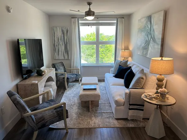 514 Jackson Ave E #510, Oxford, MS 38655