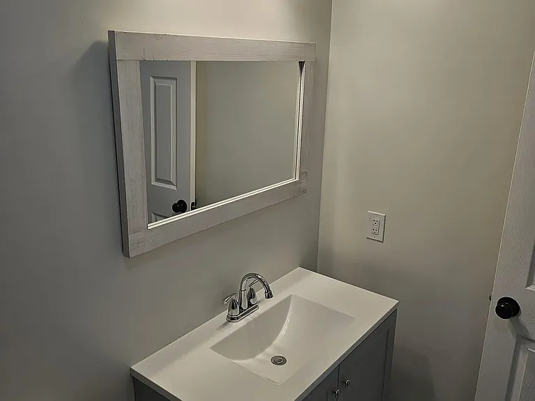 2702 Grove St #4 — Photo 8