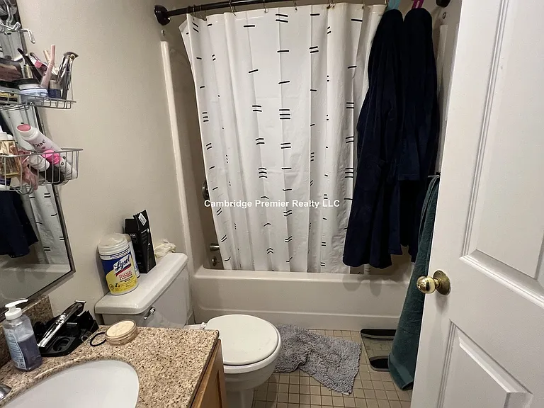 434 Franklin St #2 — Photo 12