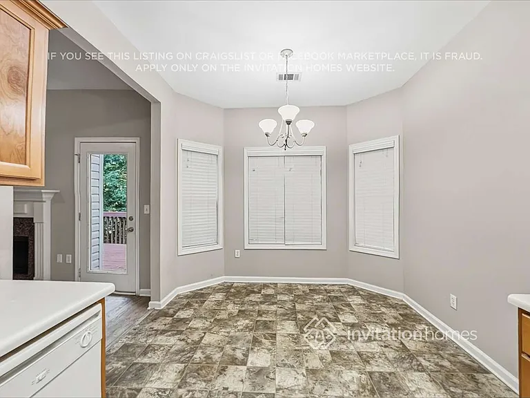 229 Meadow Point — Photo 8