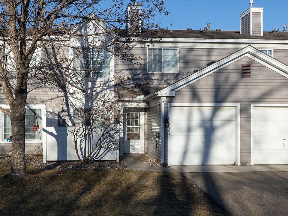 1st image of 1929 Southcross Dr #1207