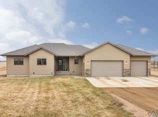 25593 Vista Ridge Pl, Renner, SD 57055