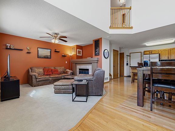 5th image of 1720 94th St Unit 33