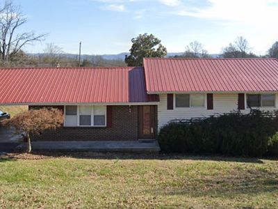514 Spruce St, Mt Carmel, TN, 37645