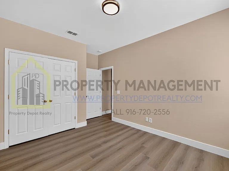 1570 Charm Way — Photo 25