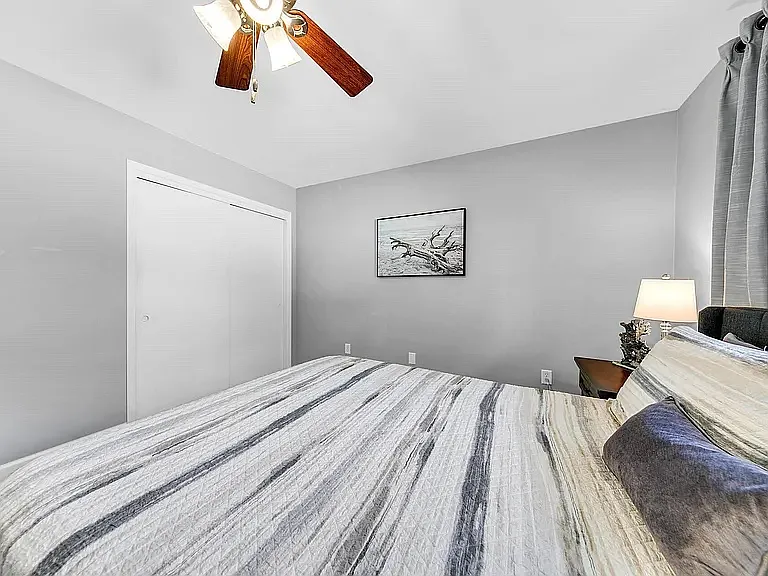 31 Maple Ave — Photo 16
