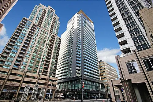 770 Bay St #1909 Photo 1 770 Bay St #1909 Photo 1